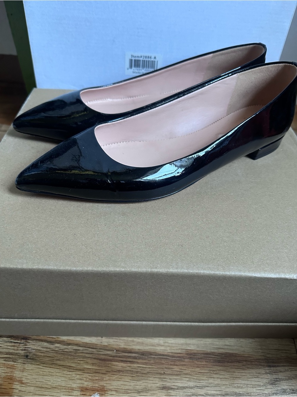 I. Crew Black Patent Pointed Toe Women's Flats by J. Crew - Picture 2 of 5